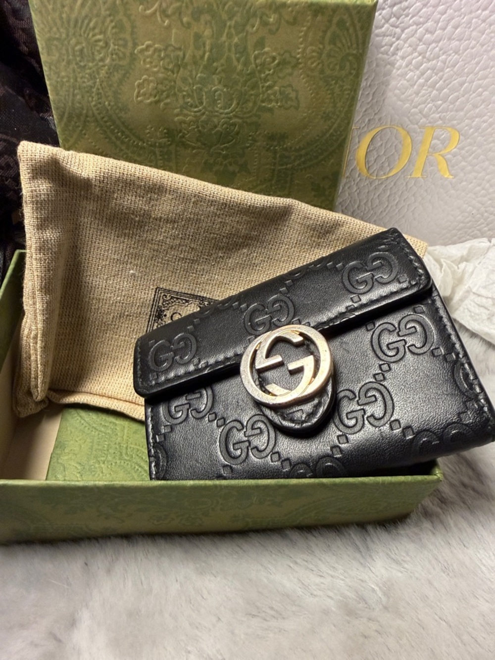 Gucci Black Embossed GG Card Case with Gold Interlocking G - Picture 10 of 10